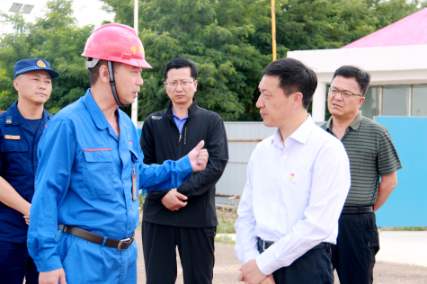 中衛(wèi)市市長李曉波一行到寧夏華御調研項目進度